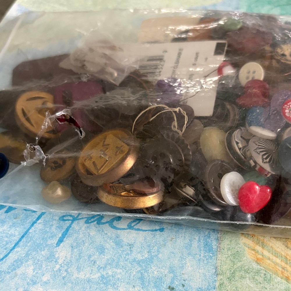 Mixed Assorted Buttons Pack - Metallic Gold, Black, Red, White
